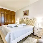 Elite Palace 아파트 *
